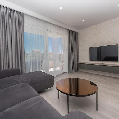 Olive Apartment Makarska