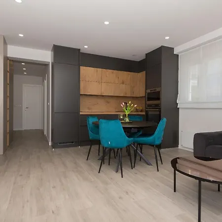 Olive Apartment Makarska