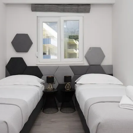 Apartment Olive Makarska