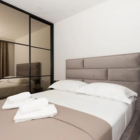 Olive Apartment