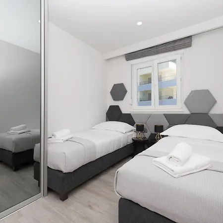 Apartment Olive Makarska
